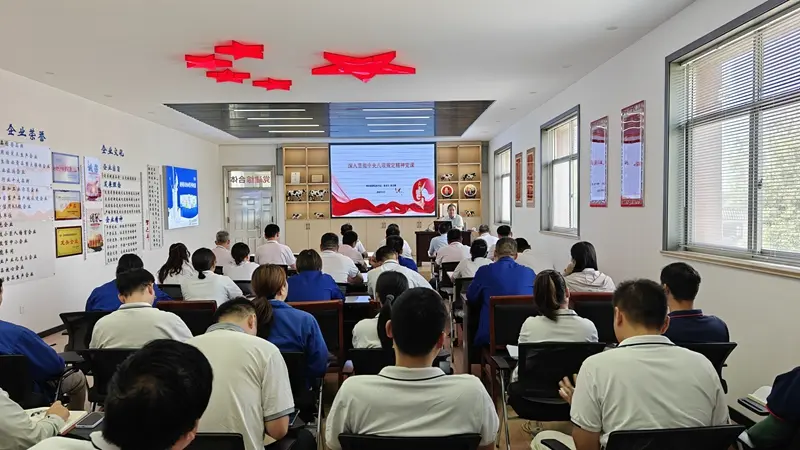 崔志剛到乳業公司講專題黨課